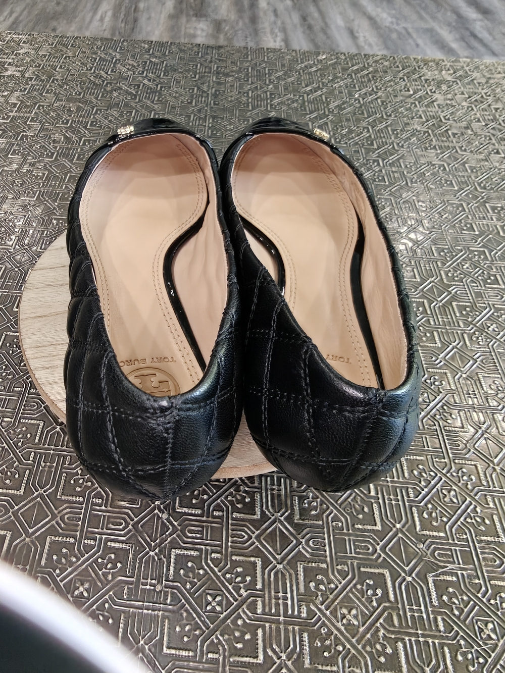Tory Burch Leila Quilted Leather Loafer Flats Black  Size 8.5 Excellent Condi - Picture 7 of 12